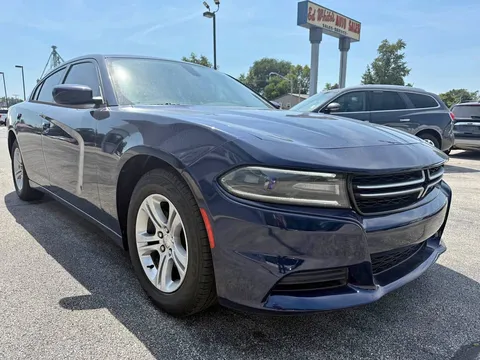 2015 Dodge Charger SE Sedan 4D