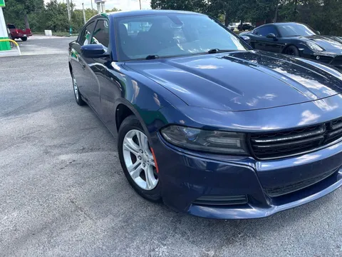 2015 Dodge Charger SE Sedan 4D