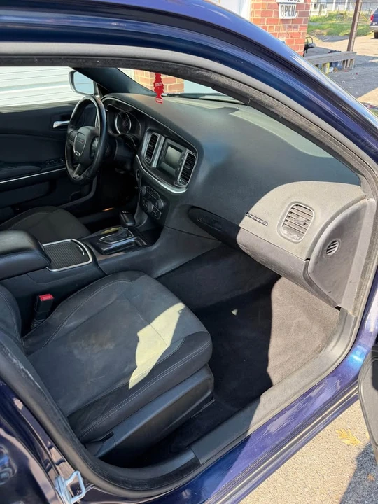 2015 Dodge Charger 7th Gen - Image 7 of 11