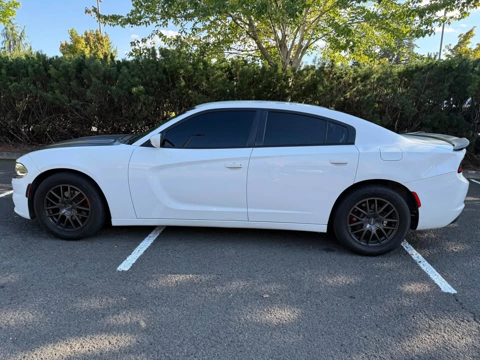 2015 Dodge Charger 7th Gen - Image 5 of 15