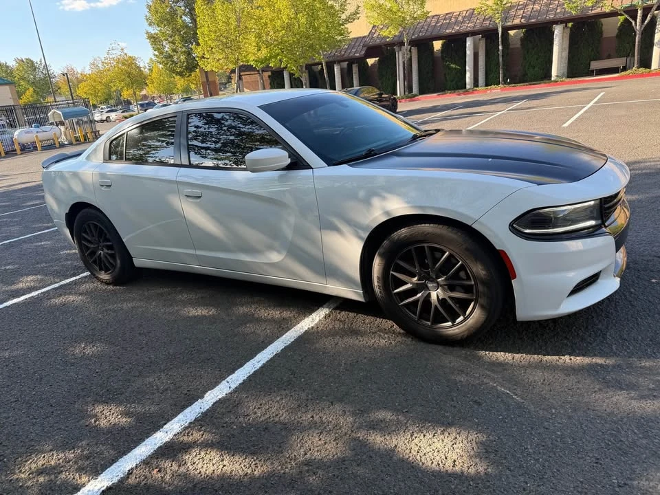 2015 Dodge Charger 7th Gen - Image 3 of 15
