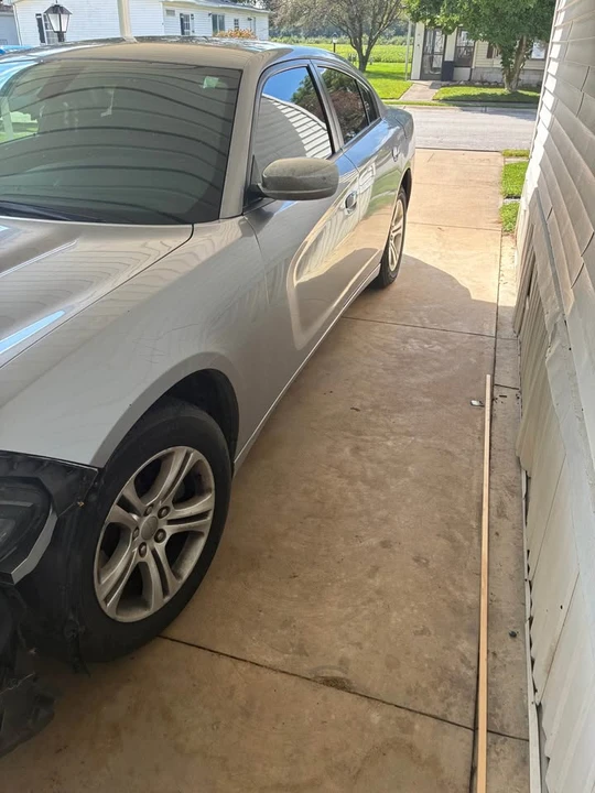 2015 Dodge Charger 7th Gen - Image 4 of 4