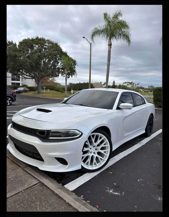 2015 Dodge Charger 7th Gen - Image 2 of 20
