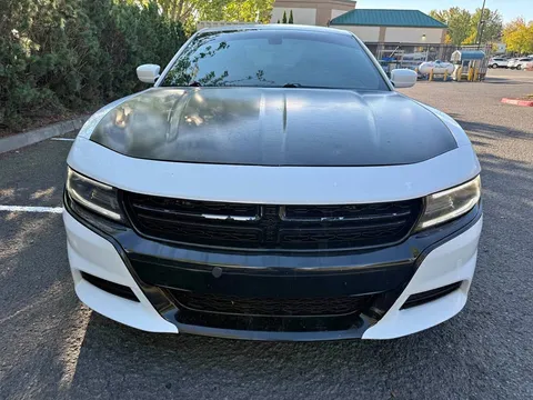 2015 Dodge Charger SE Sedan 4D