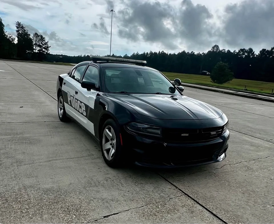 2015 Dodge Charger 7th Gen - Image 2 of 8
