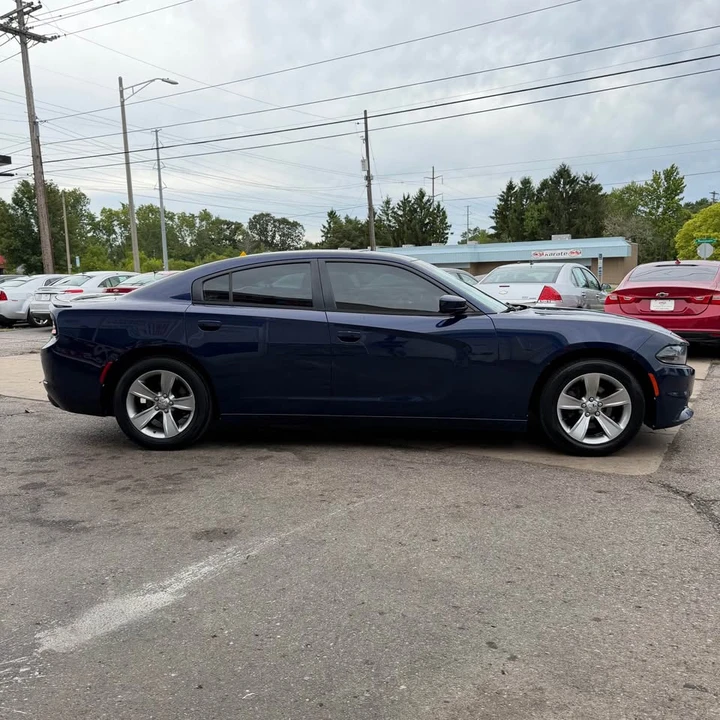 2015 Dodge Charger 7th Gen - Image 4 of 20