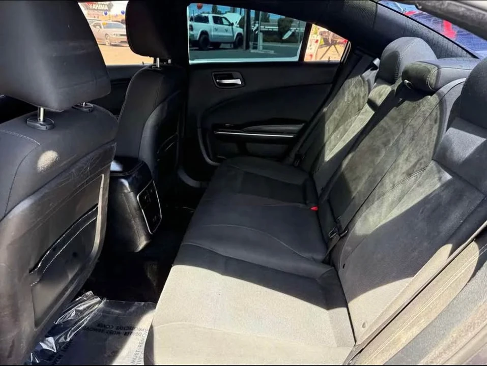 2015 Dodge Charger 7th Gen - Image 8 of 12