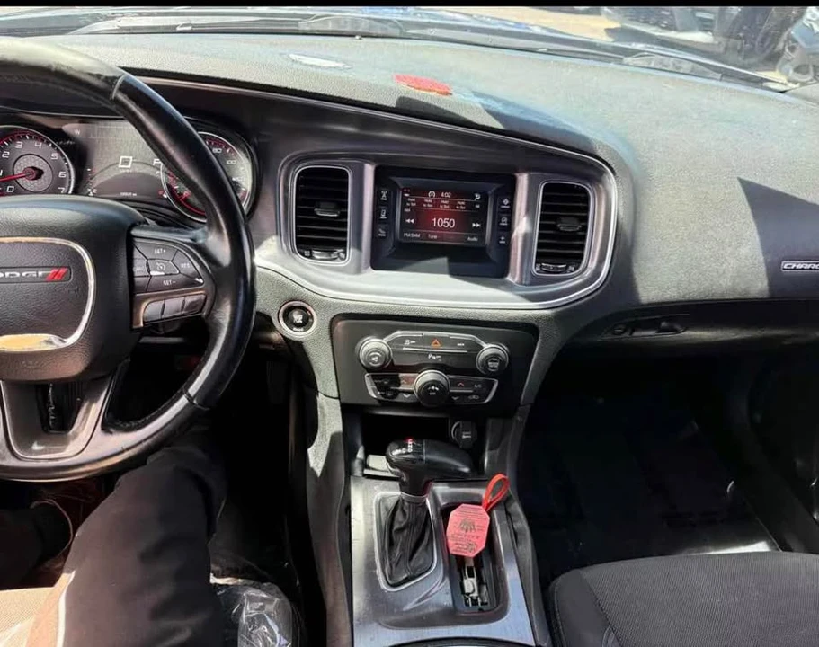 2015 Dodge Charger 7th Gen - Image 12 of 12