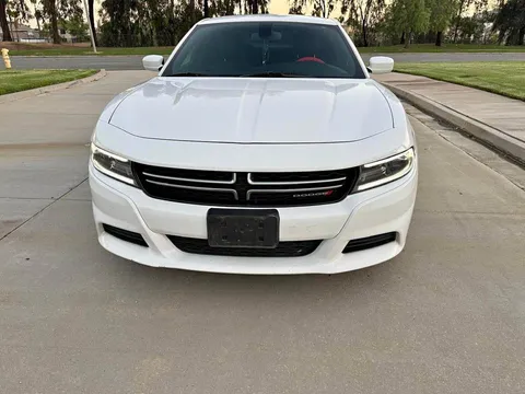 2015 Dodge Charger SE Sedan 4D