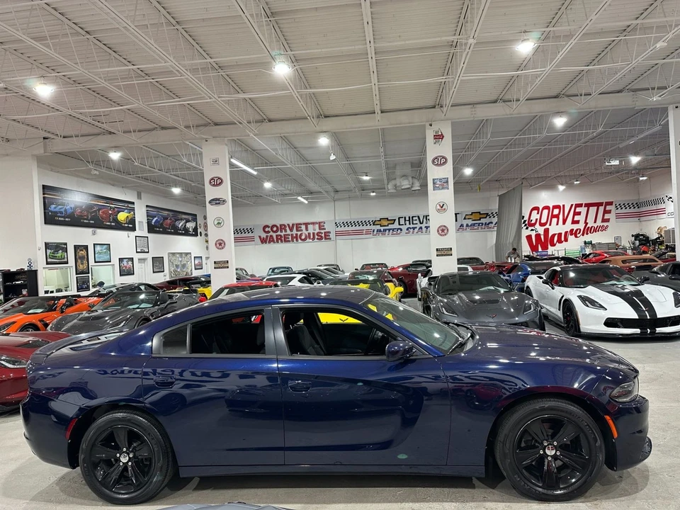 2015 Dodge Charger 7th Gen - Image 6 of 11