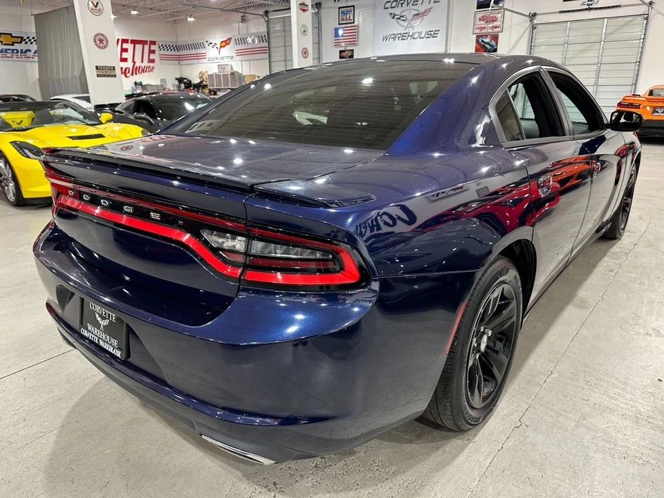2015 Dodge Charger 7th Gen - Image 7 of 11
