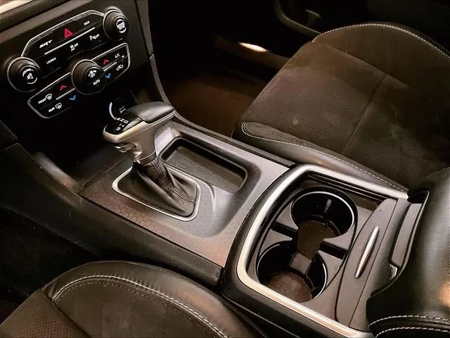 2015 Dodge Charger SRT Hellcat 7th Gen - Image 18 of 31