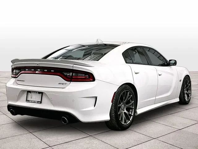 2015 Dodge Charger SRT Hellcat 7th Gen - Image 13 of 31