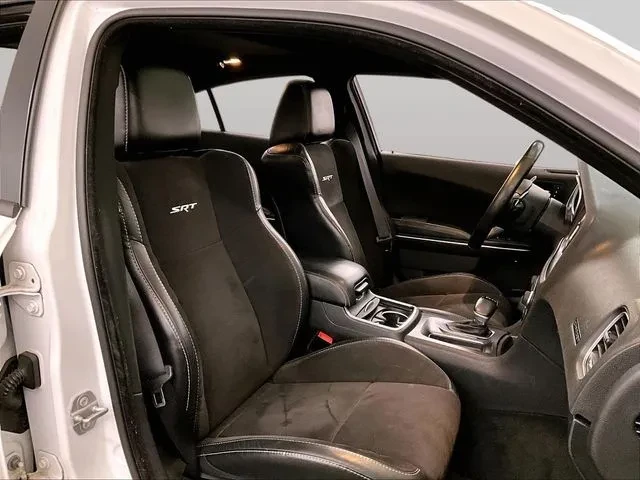 2015 Dodge Charger SRT Hellcat 7th Gen - Image 9 of 31
