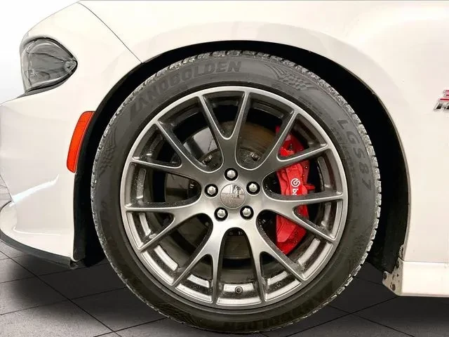 2015 Dodge Charger SRT Hellcat 7th Gen - Image 10 of 31