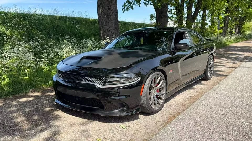 2015 Dodge Charger SRT & 392 7th Gen - Image 5 of 20