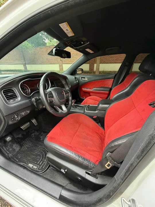 2015 Dodge Charger SRT & 392 7th Gen - Image 3 of 11
