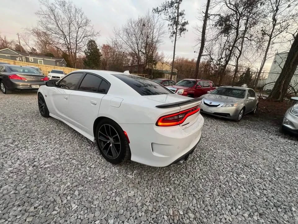 2015 Dodge Charger SRT & 392 7th Gen - Image 5 of 11