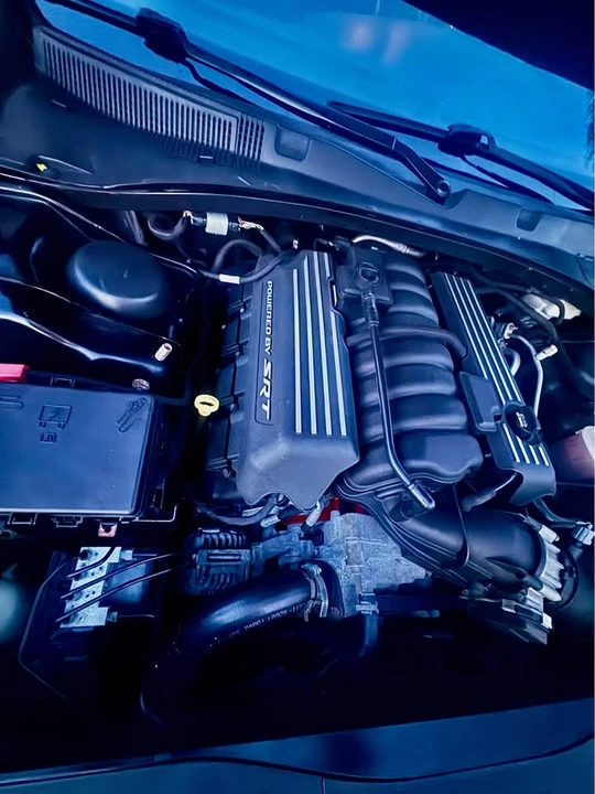2015 Dodge Charger SRT & 392 7th Gen - Image 7 of 8