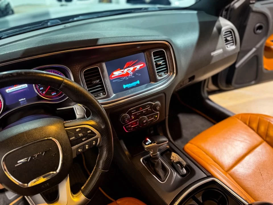 2015 Dodge Charger SRT & 392 7th Gen - Image 17 of 18