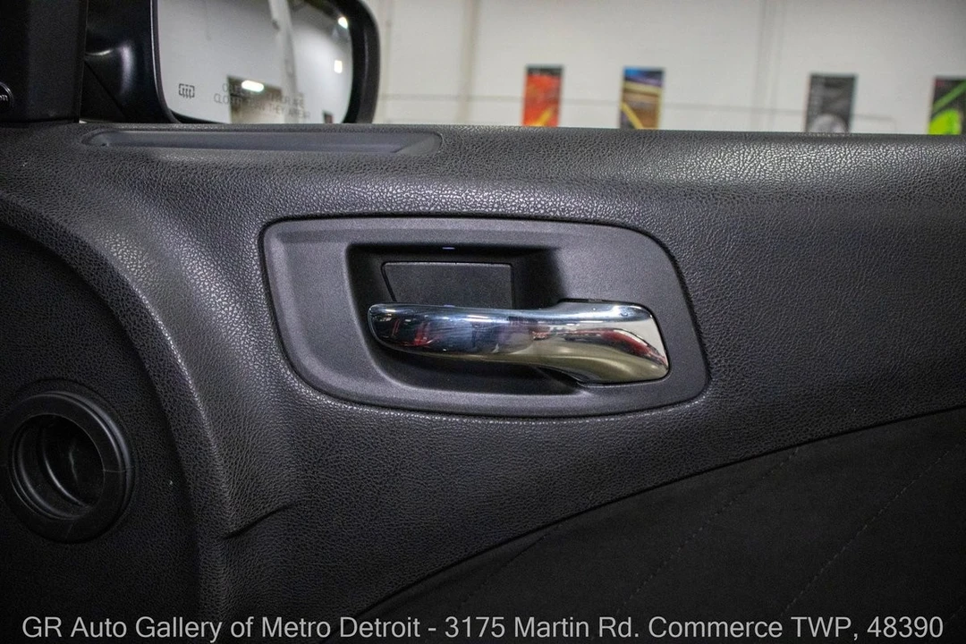 2015 Dodge Charger SRT Hellcat 7th Gen - Image 25 of 31