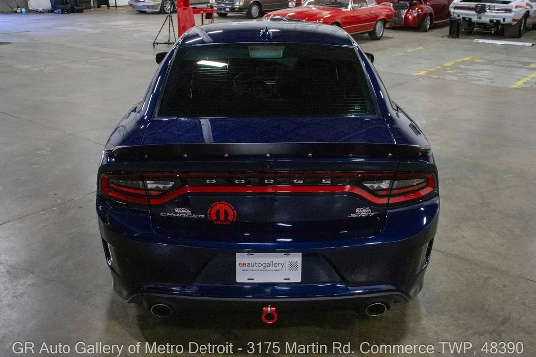 2015 Dodge Charger SRT Hellcat 7th Gen - Image 4 of 31