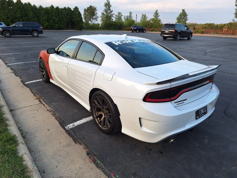 2015 Dodge Charger SRT Hellcat 7th Gen - Image 6 of 31