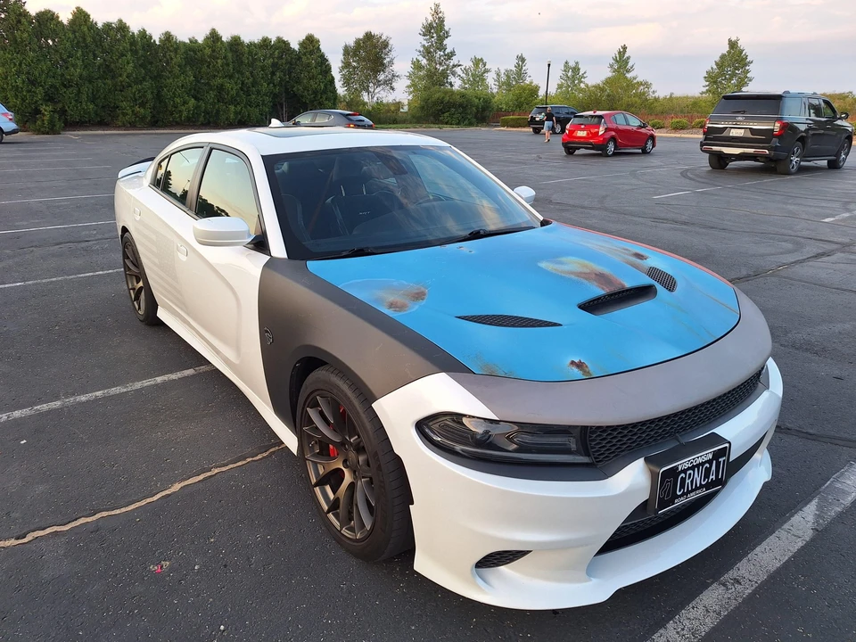 2015 Dodge Charger SRT Hellcat 7th Gen - Image 16 of 31