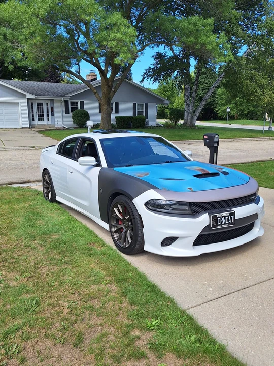 2015 Dodge Charger SRT Hellcat 7th Gen - Image 14 of 31