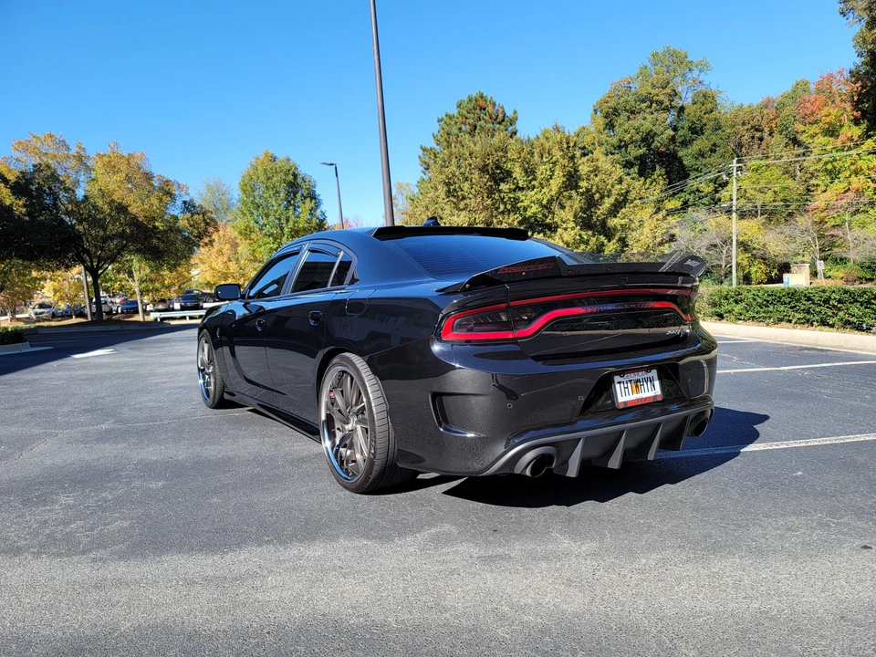 2015 Dodge Charger SRT Hellcat 7th Gen - Image 10 of 31