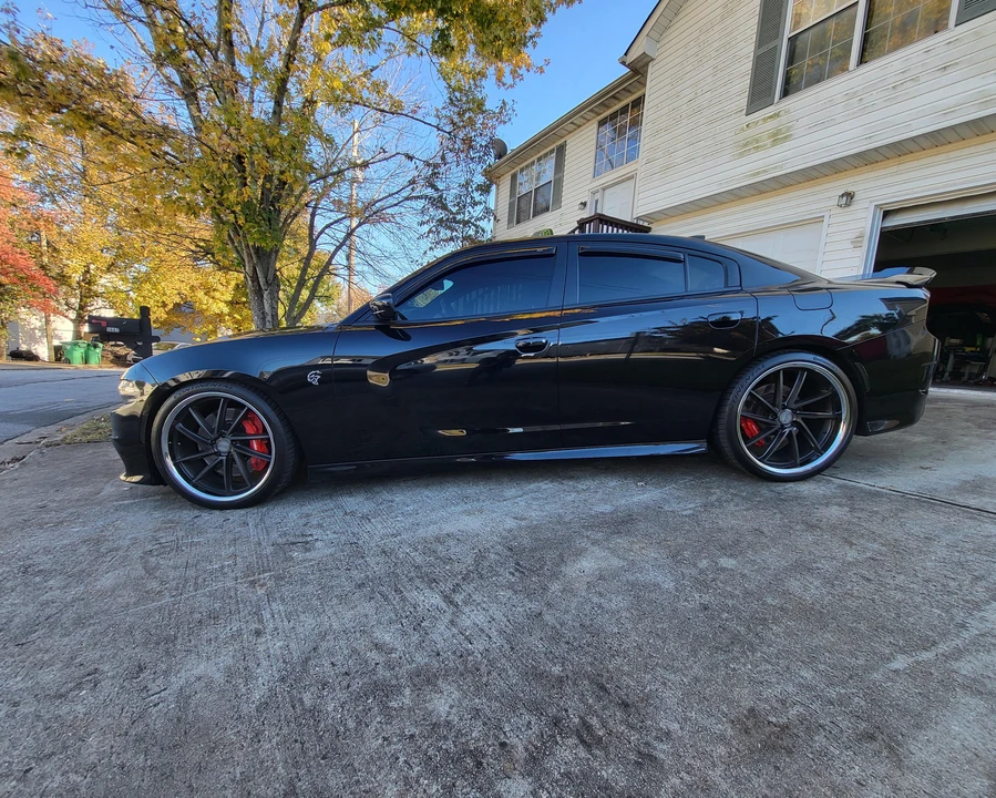 2015 Dodge Charger SRT Hellcat 7th Gen - Image 8 of 31