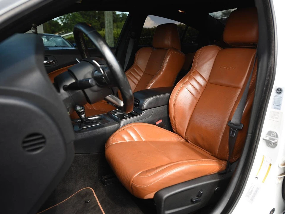 2015 Dodge Charger SRT Hellcat 7th Gen - Image 9 of 13