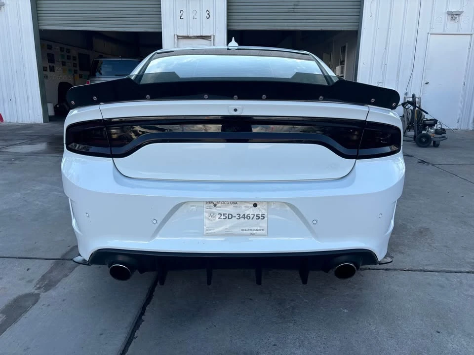 2015 Dodge Charger SRT Hellcat 7th Gen - Image 5 of 13