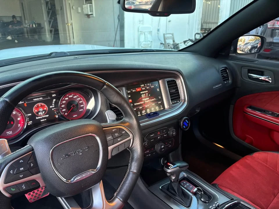 2015 Dodge Charger SRT Hellcat 7th Gen - Image 9 of 13