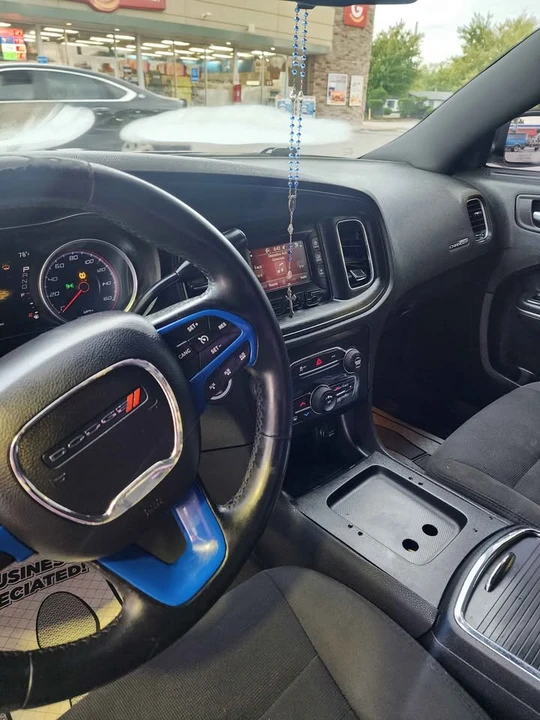 2015 Dodge Charger SRT Hellcat 7th Gen - Image 7 of 9
