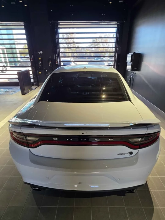 2015 Dodge Charger SRT Hellcat 7th Gen - Image 10 of 14
