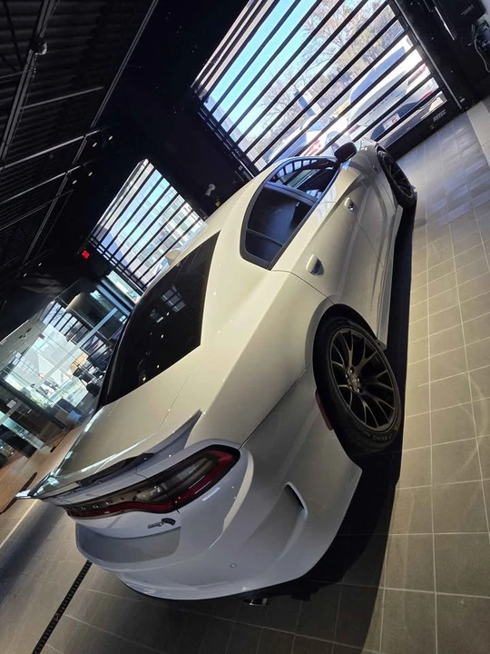 2015 Dodge Charger SRT Hellcat 7th Gen - Image 11 of 14