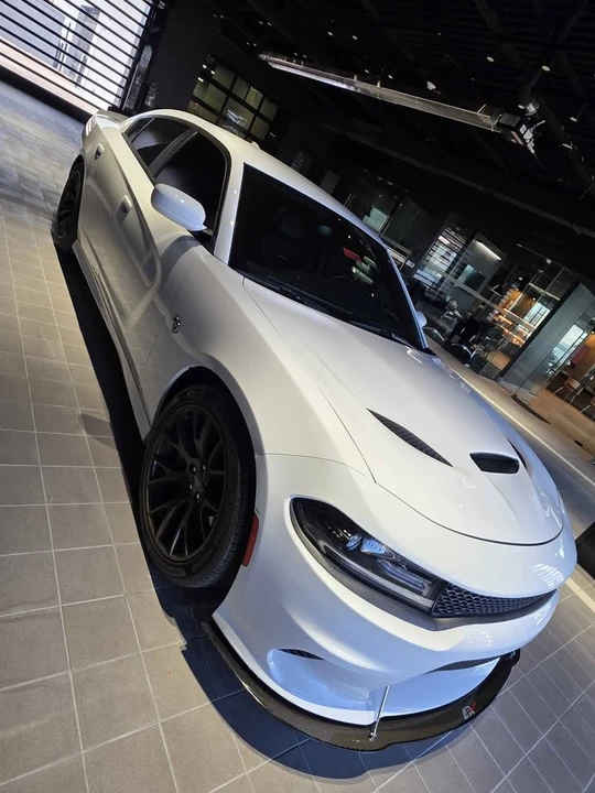 2015 Dodge Charger SRT Hellcat 7th Gen - Image 12 of 14