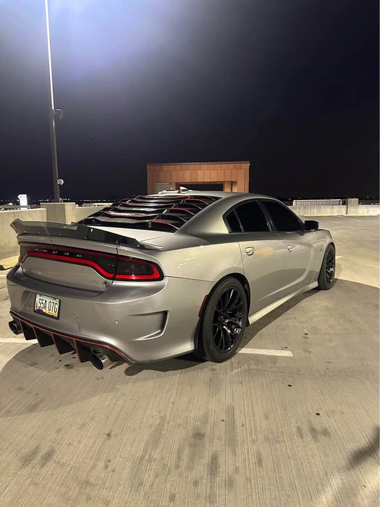 2015 Dodge Charger SRT Hellcat 7th Gen - Image 4 of 20