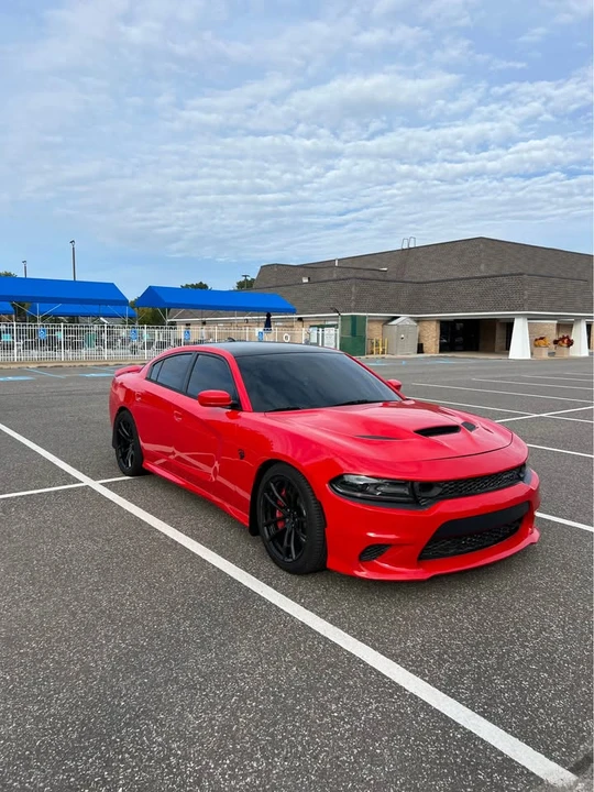 2015 Dodge Charger SRT Hellcat 7th Gen - Image 2 of 9