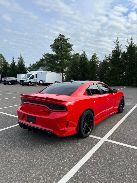 2015 Dodge Charger SRT Hellcat 7th Gen - Image 3 of 9