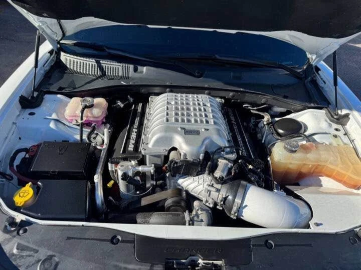 2015 Dodge Charger SRT Hellcat 7th Gen - Image 12 of 17