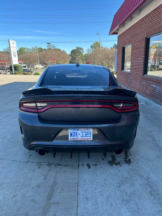 2015 Dodge Charger SRT Hellcat 7th Gen - Image 7 of 12