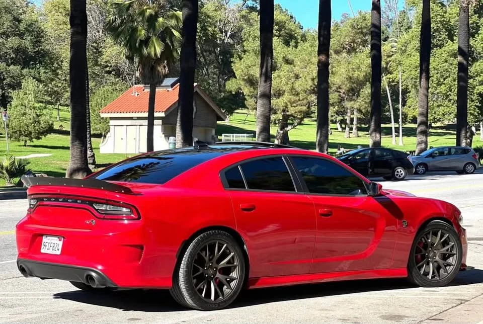 2015 Dodge Charger SRT Hellcat 7th Gen - Image 4 of 12