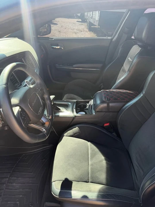 2015 Dodge Charger SRT Hellcat 7th Gen - Image 9 of 16
