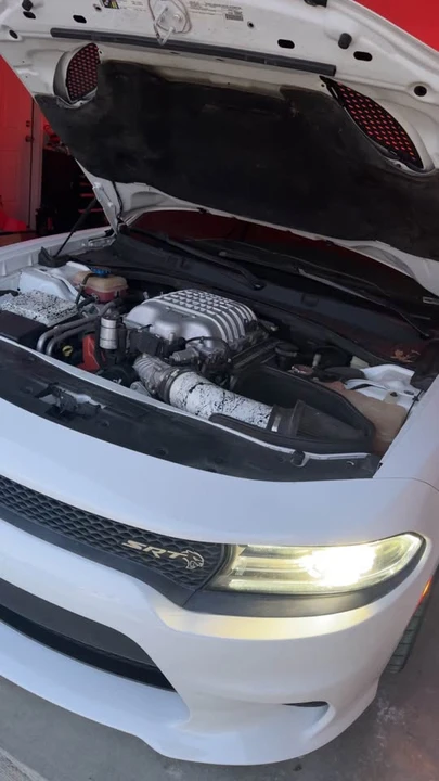 2015 Dodge Charger SRT Hellcat 7th Gen - Image 8 of 10