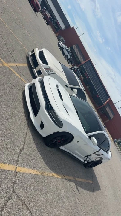 2015 Dodge Charger SRT Hellcat 7th Gen - Image 5 of 10