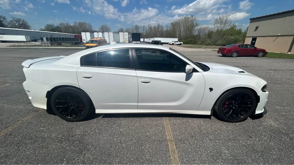 2015 Dodge Charger SRT Hellcat 7th Gen - Image 6 of 15