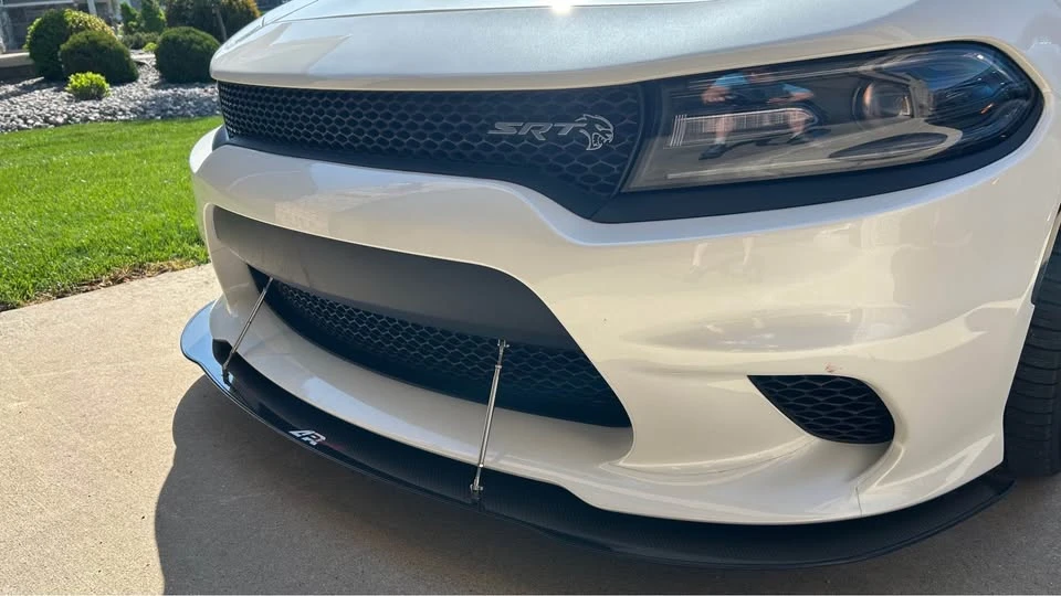 2015 Dodge Charger SRT Hellcat 7th Gen - Image 3 of 15
