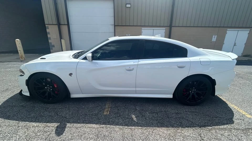 2015 Dodge Charger SRT Hellcat 7th Gen - Image 7 of 15